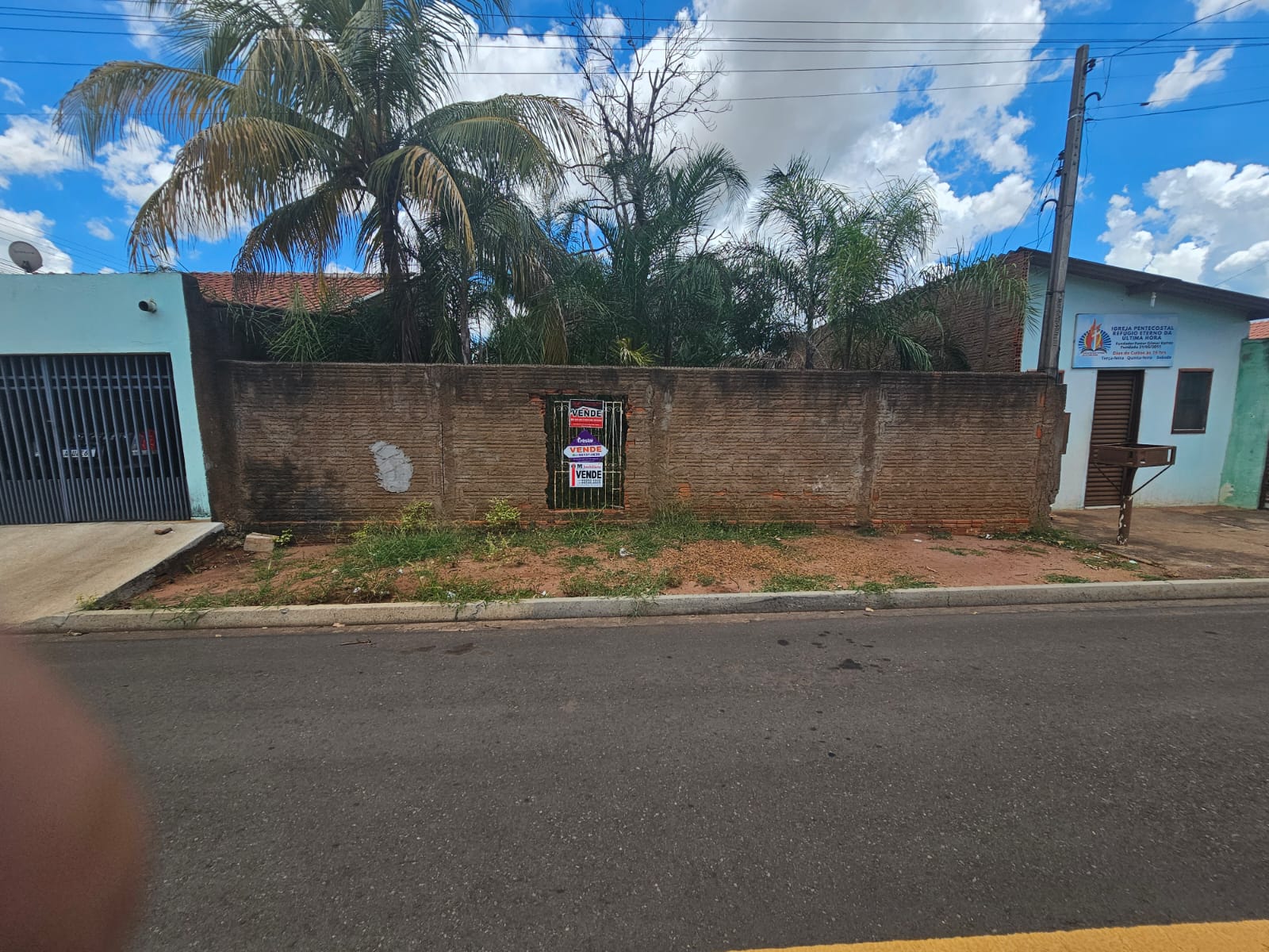 Oportunidade de 1Terreno+ 1Casa bairro Vila Nova