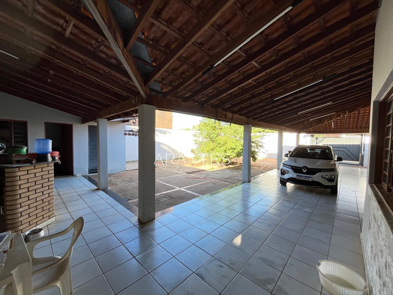 CASA NO BAIRRO COLINOS À VENDA