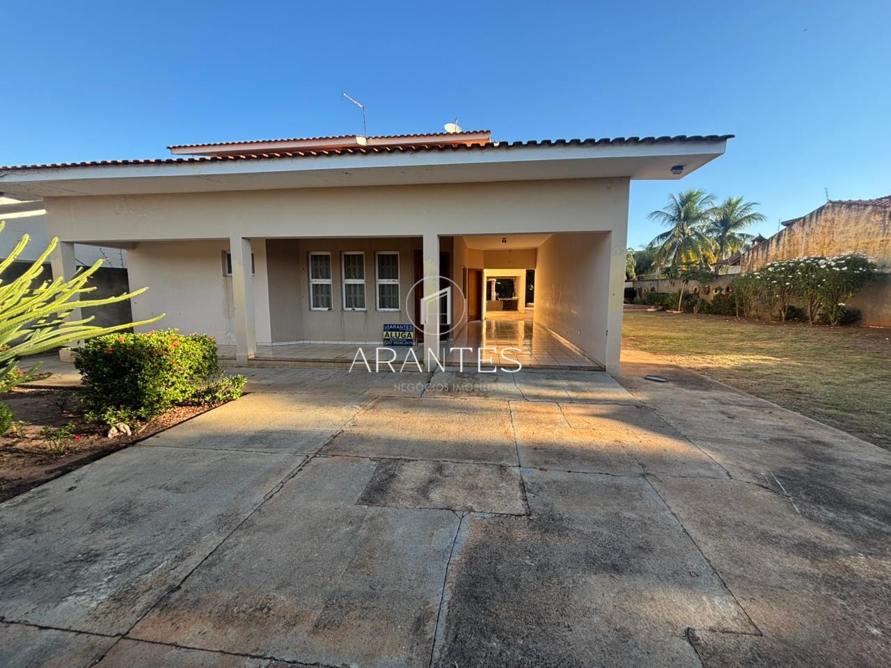 Casa para locação no Colinos