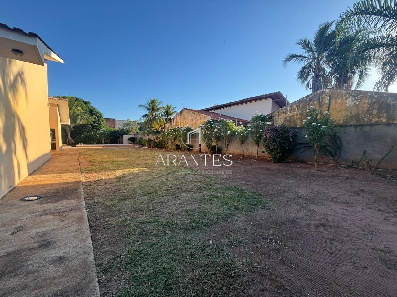 Casa para locação no Colinos