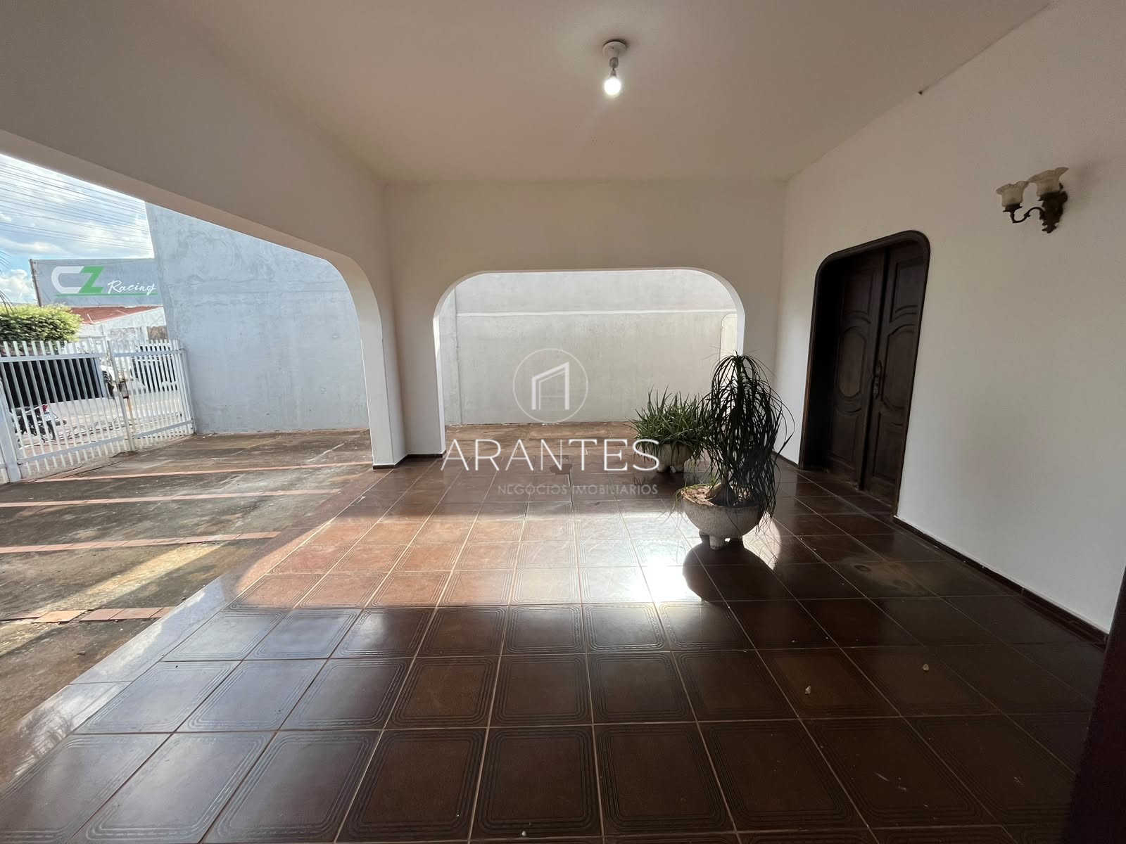 CASA NO CENTRO PRA VENDA OU LOCAÇÃO