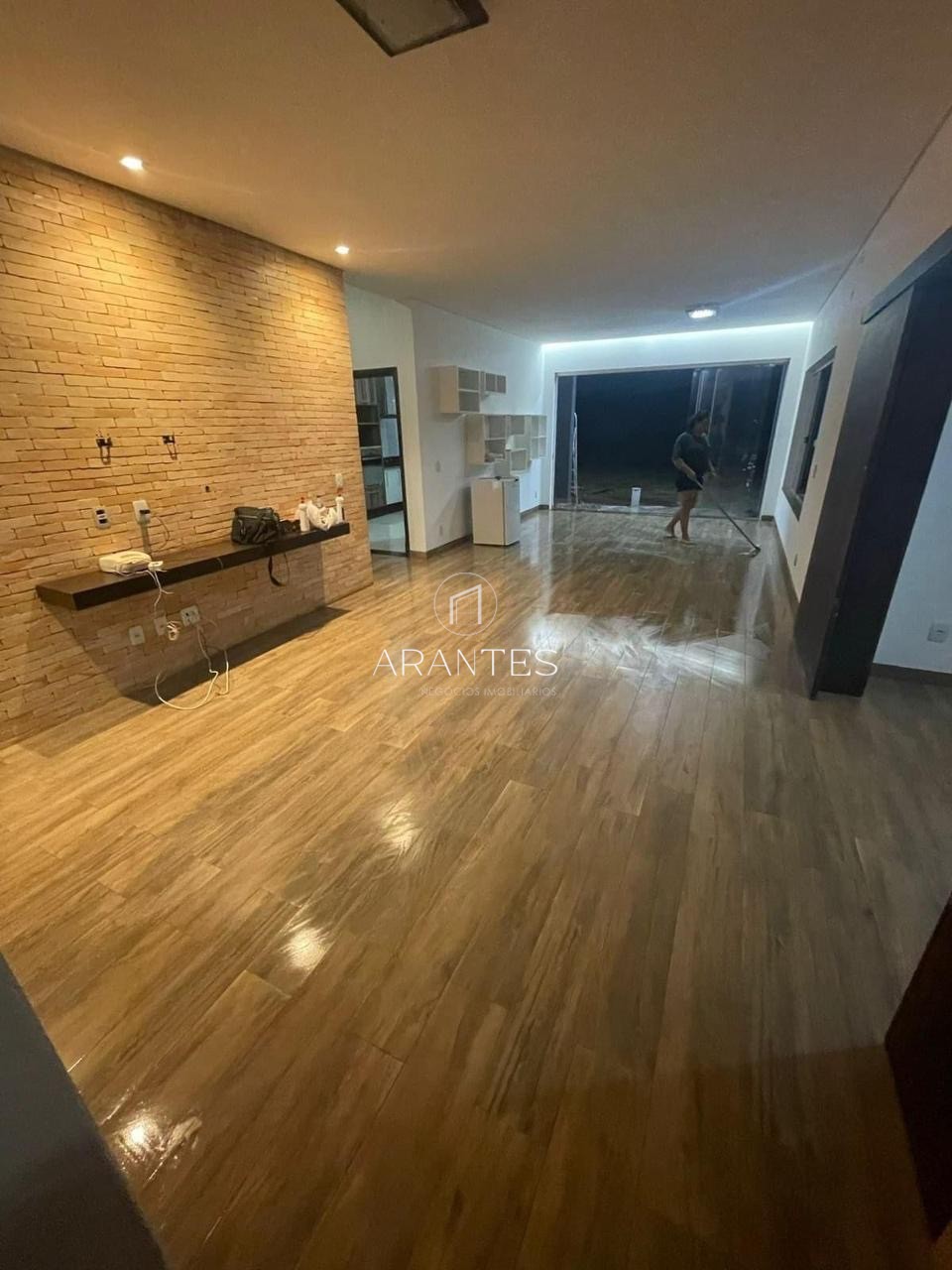 uma casa que une espaço e conforto e sofisticação 