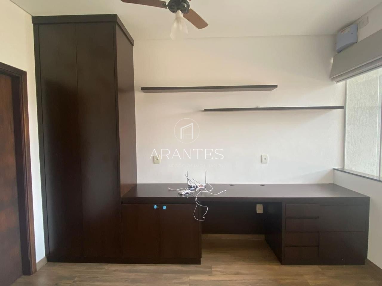 uma casa que une espaço e conforto e sofisticação 