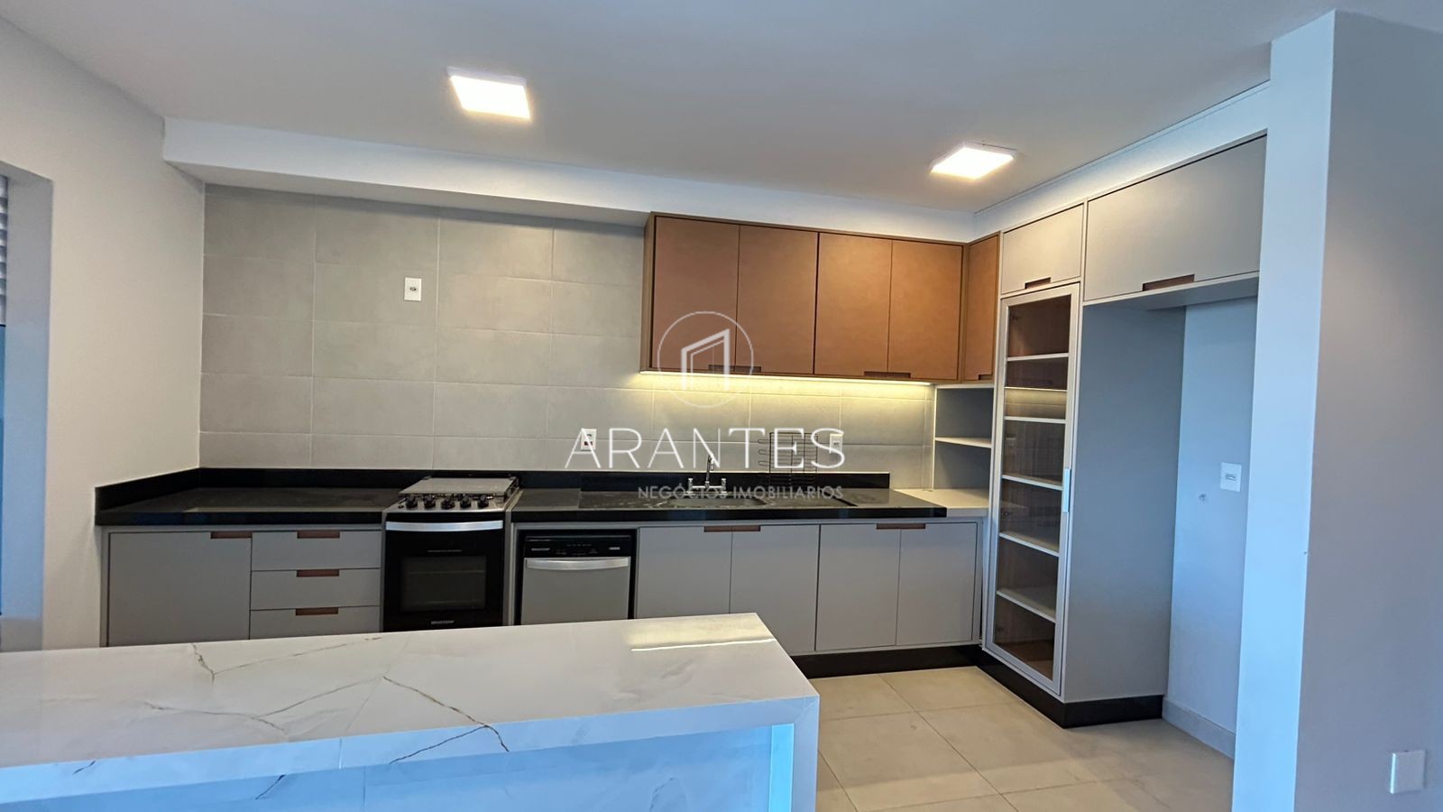 Apartamento para locação no Duetto Iguatemi