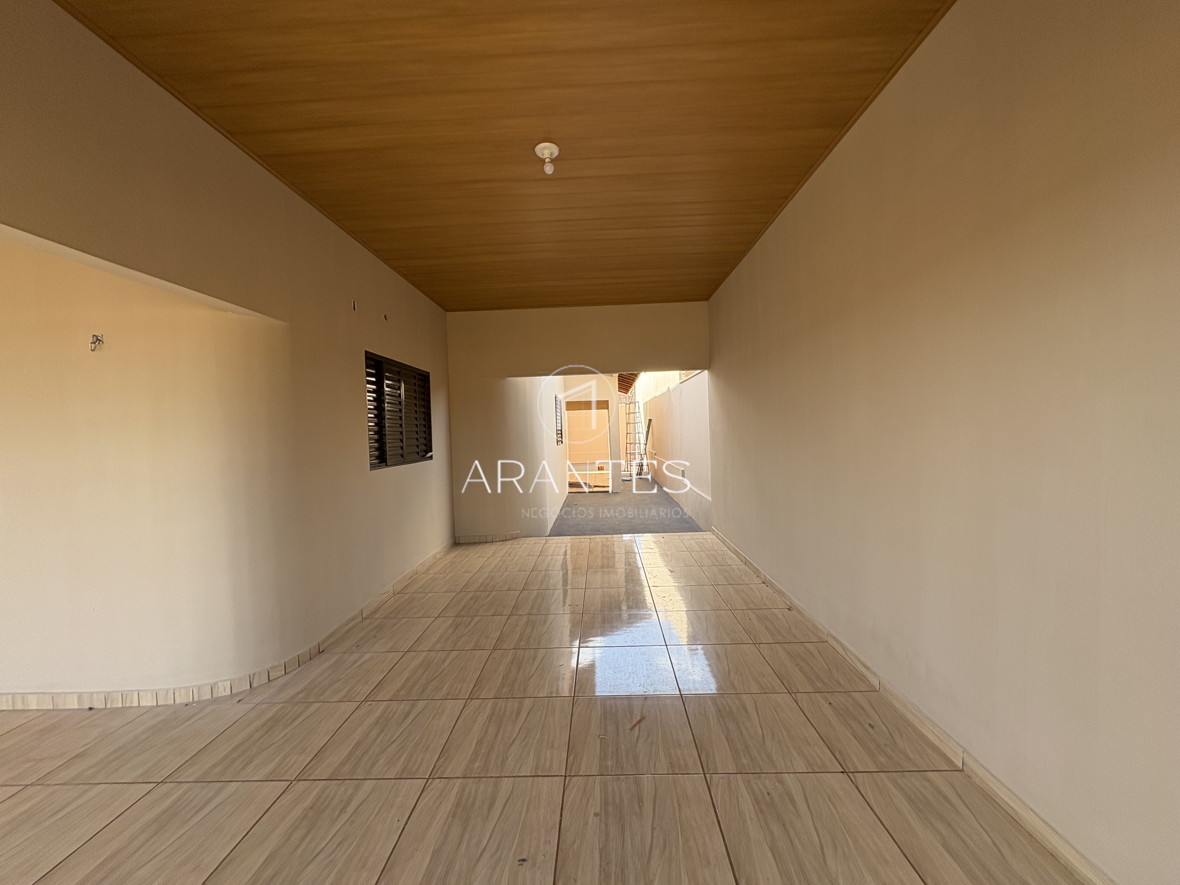 CASA PARA LOCAÇÃO EM INOCÊNCIA