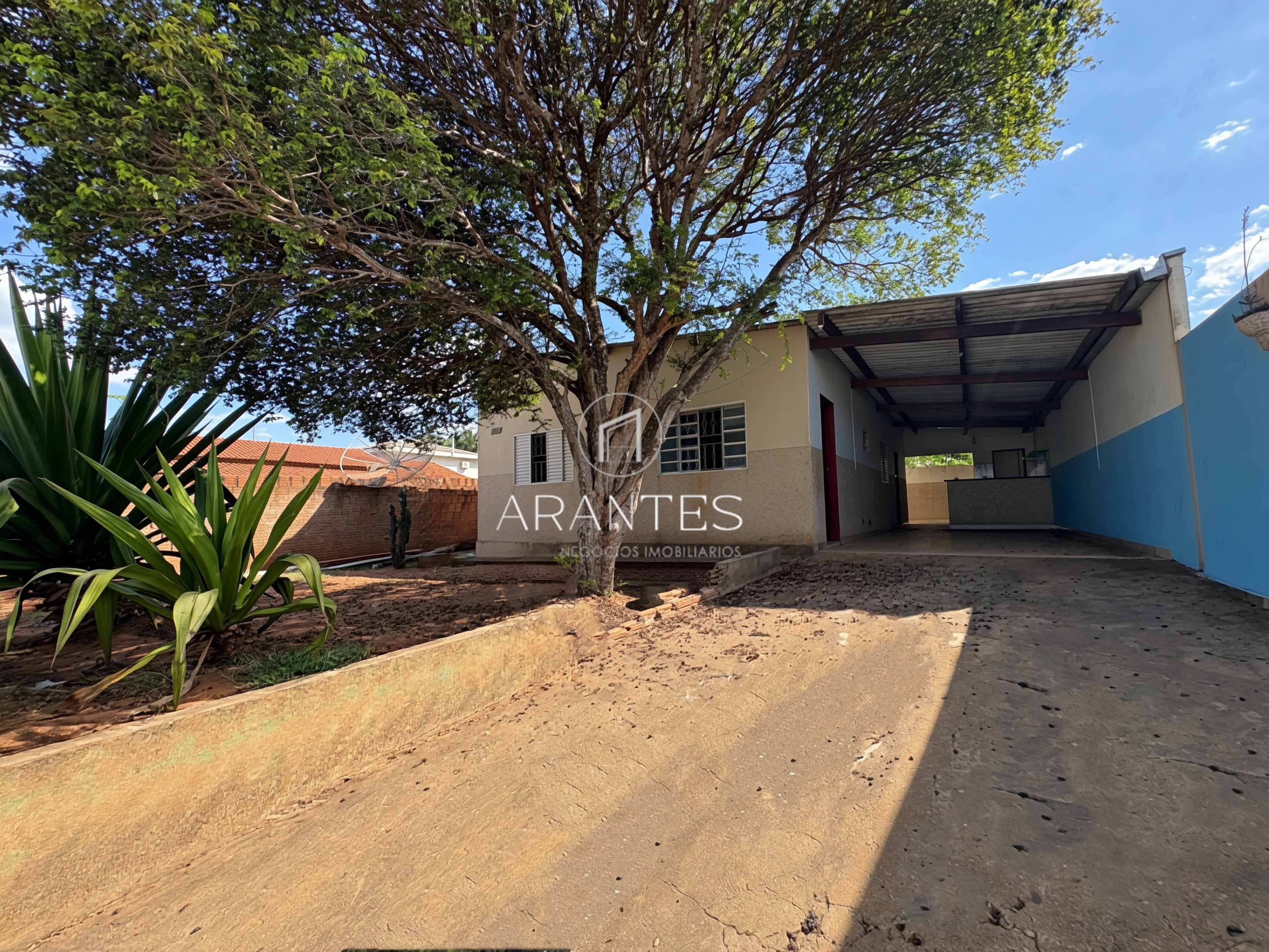 CASA PARA LOCAÇÃO EM INOCÊNCIA-MS