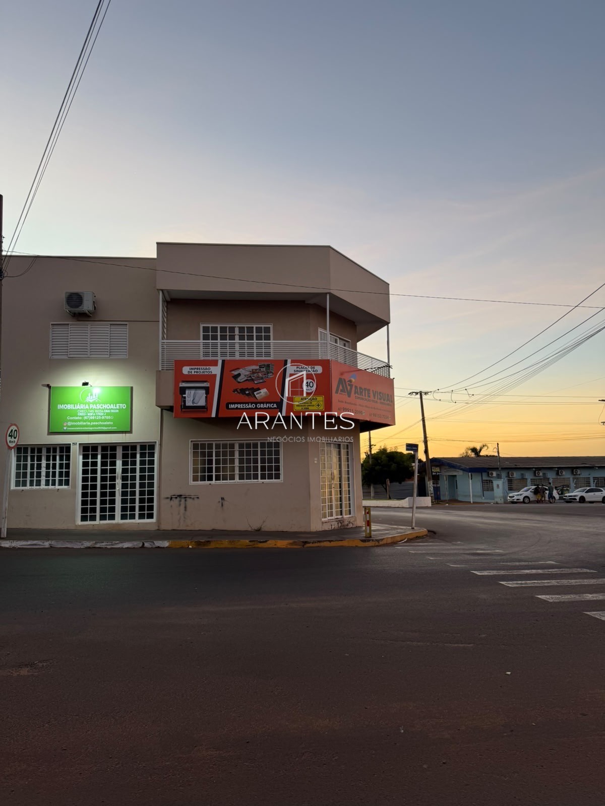 Sobrado com casa junto para locação em Inocência