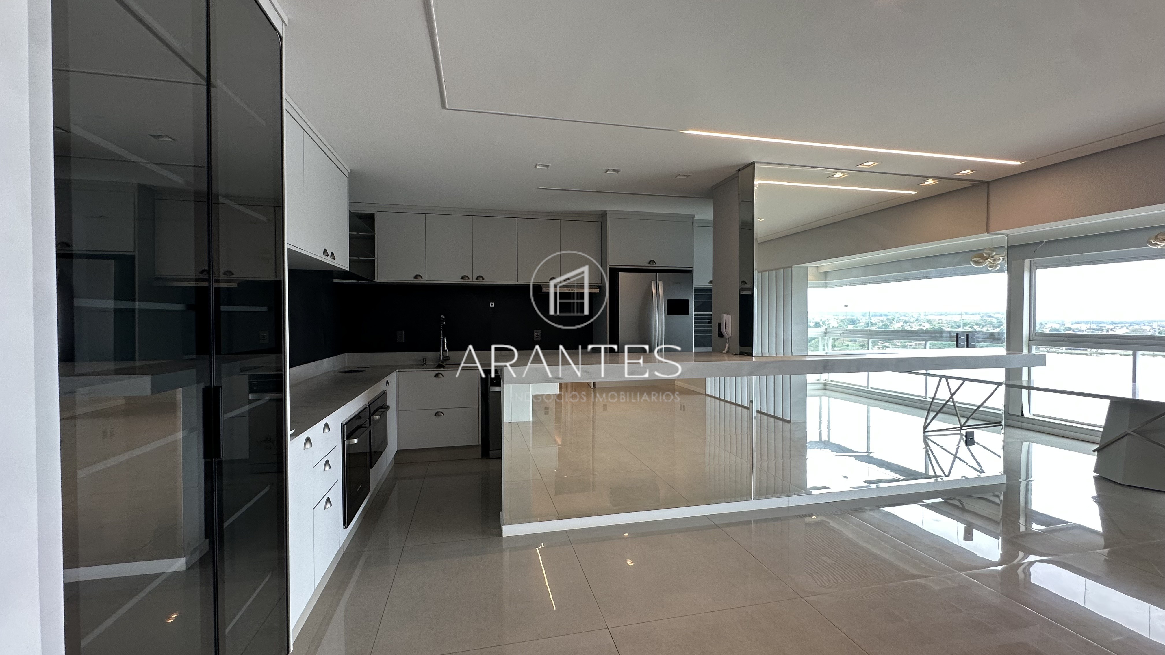 COBERTURA Á VENDA - RESIDENCIAL DUETTO IGUATEMI