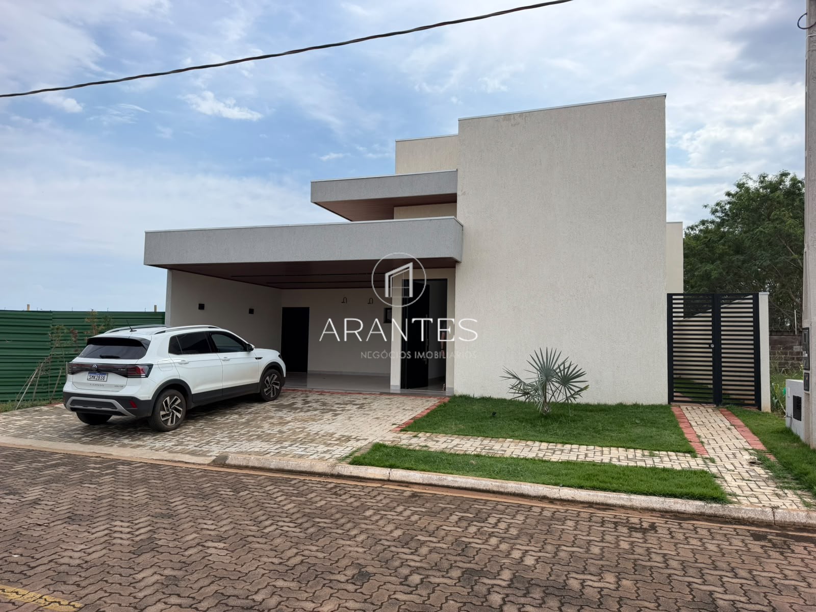 CASA EM CONDOMINIO TERRAVILLE - LOCAÇÃO