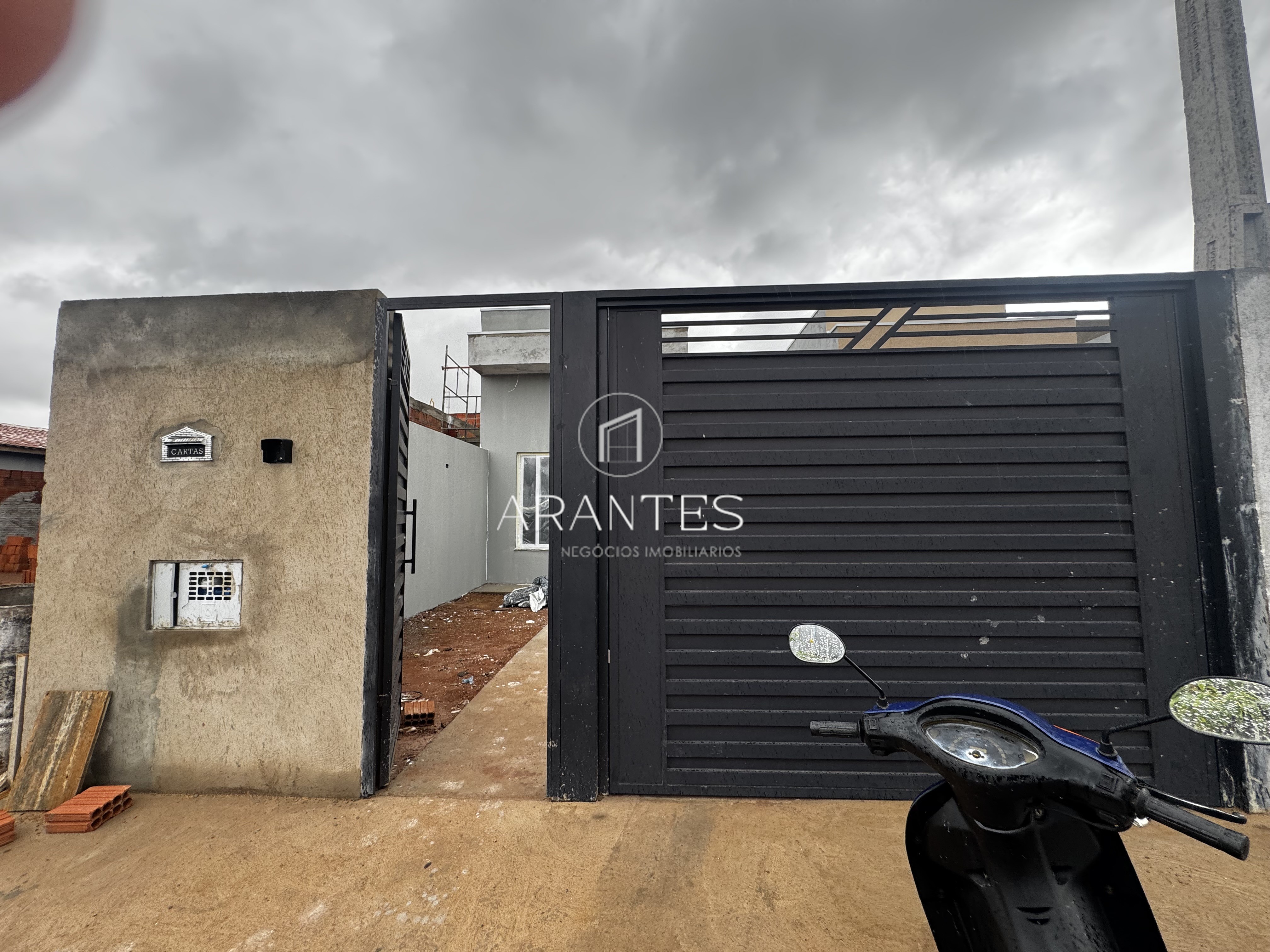 CASA PARA LOCAÇÃO NO YPE 3 QUARTOS COM SUITE 