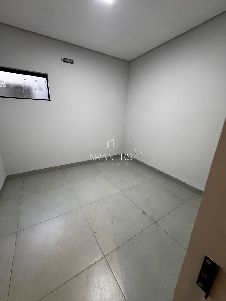 SALA COMERCIAL PARA LOCAÇÃO NO CENTRO 