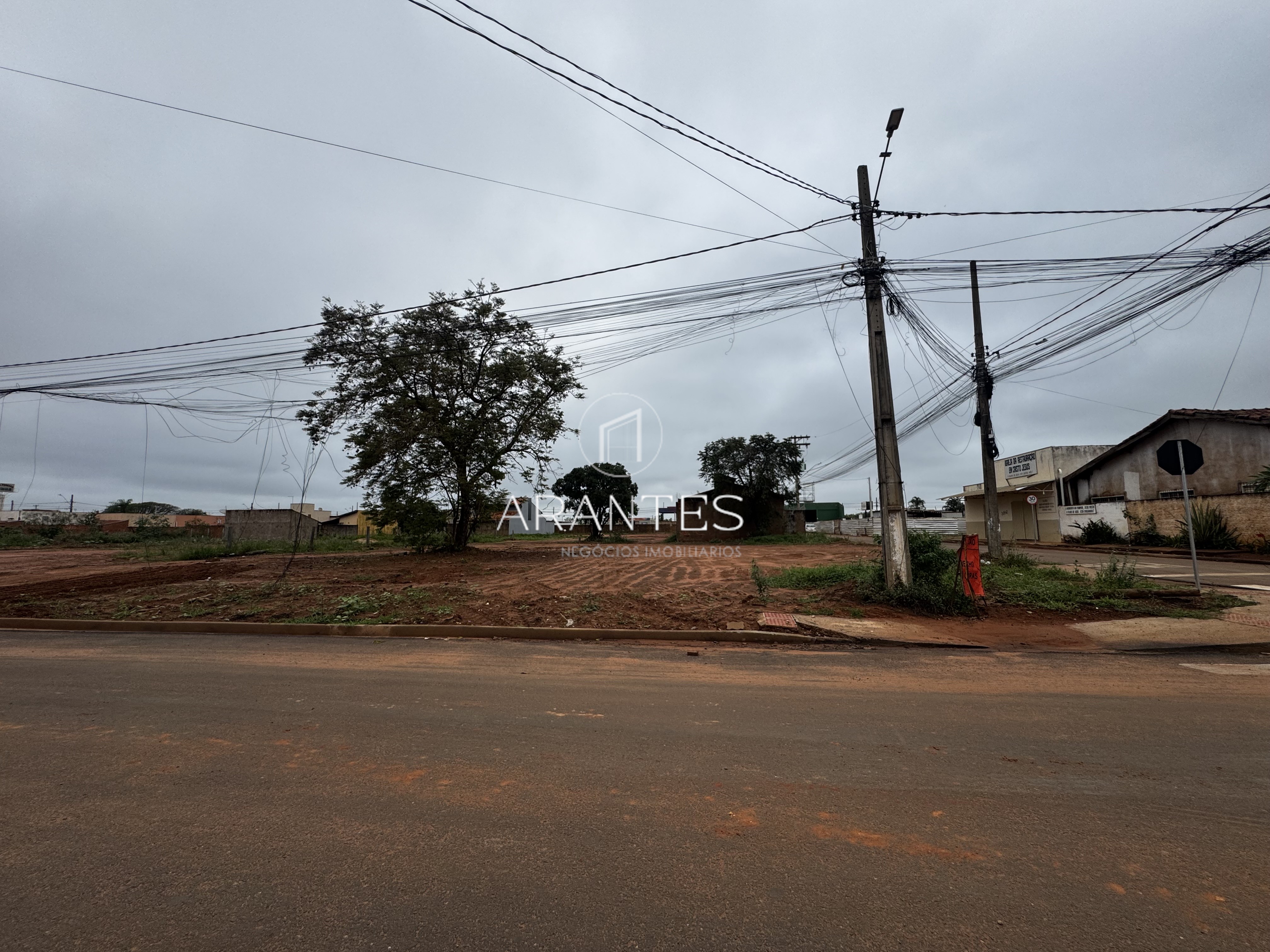 TERRENO A VENDA NO BAIRRO VILA HARO