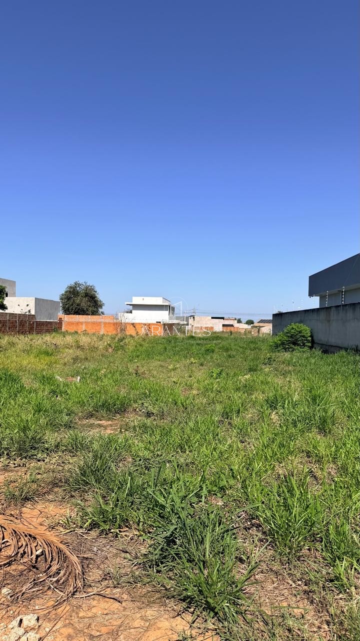 TERRENO A VENDA NA AVENIDA NO BAIRRO MAIS PARK
