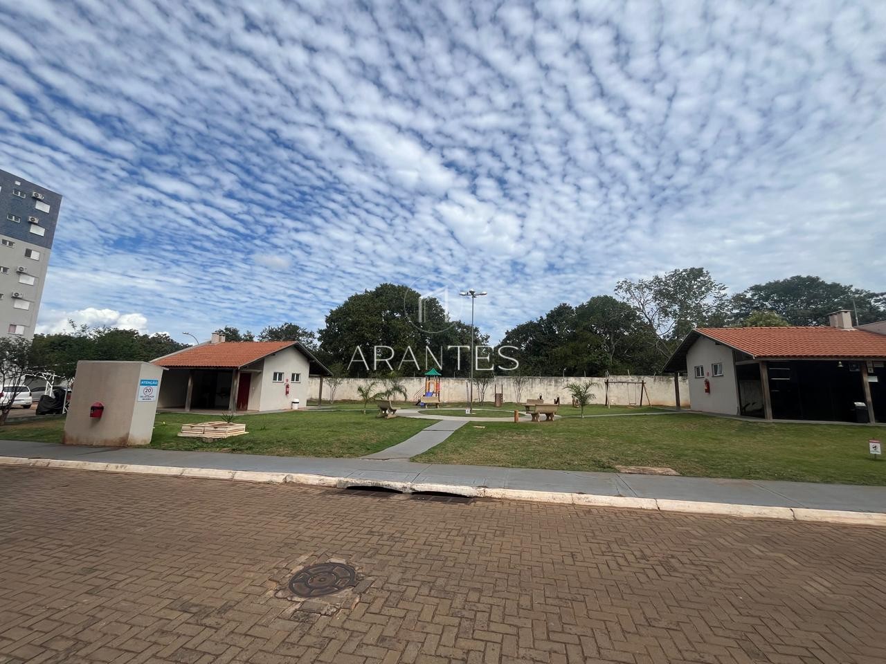 VENDO APARTAMENTO NO EDIFÍCIO CÓRDOBA